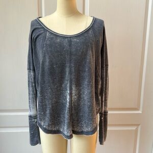 Lucky Brand distressed long sleeve top size S
